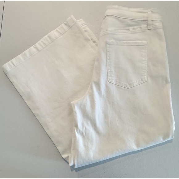 Chicos High Rise Wide Leg Crop Jeans Women's US Size 10 White - Picture 7 of 12